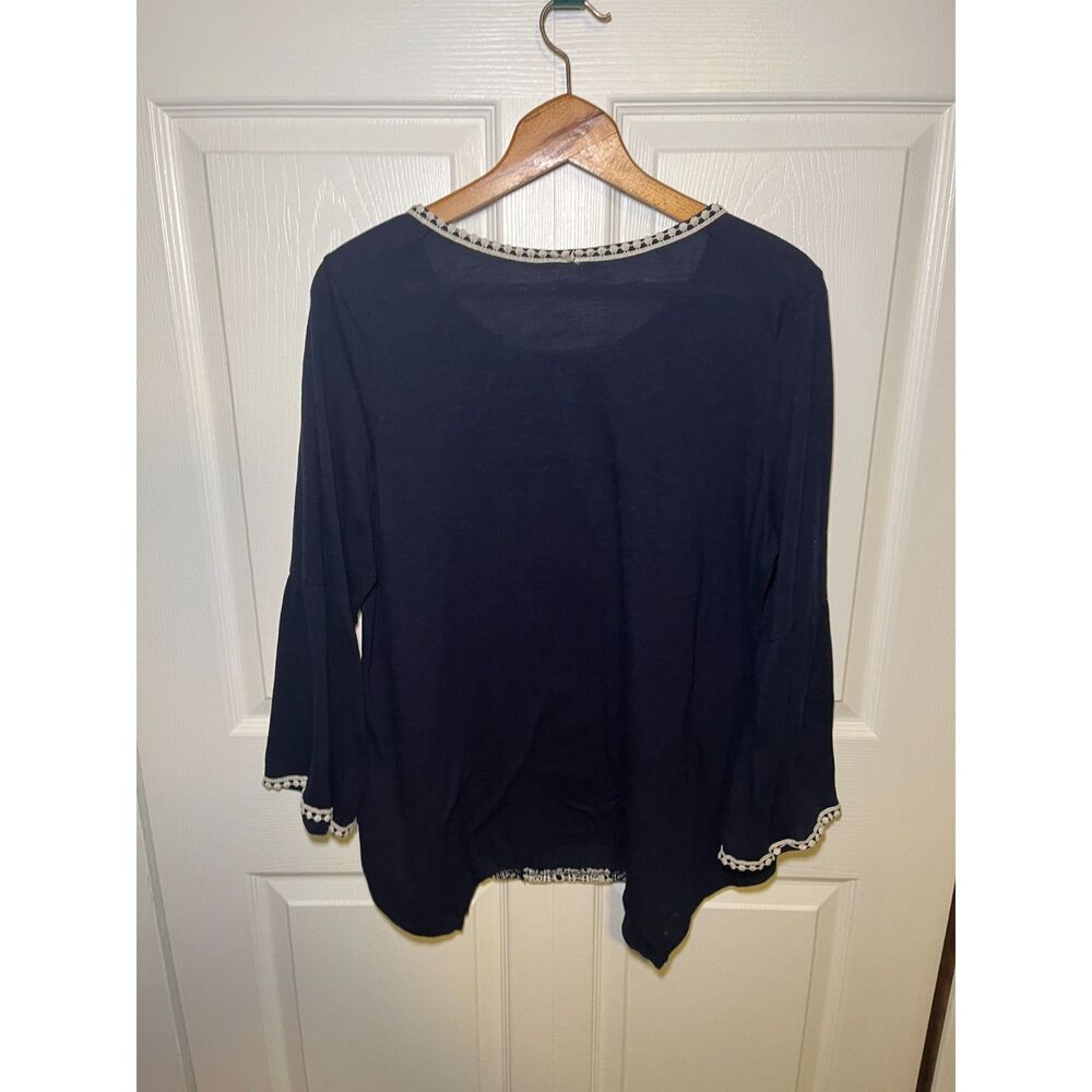 Tru Self Womens 2X Navy Lace Crochet Bell Sleeve Boho Peasant Top - Picture 4 of 4